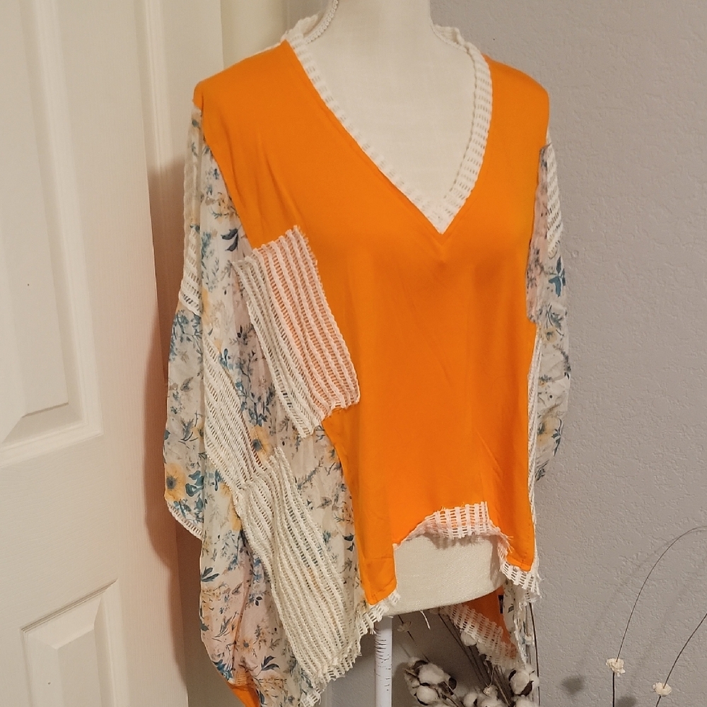 POL White and Orange Textured Knit Top With Dolman Sleeves NWOT